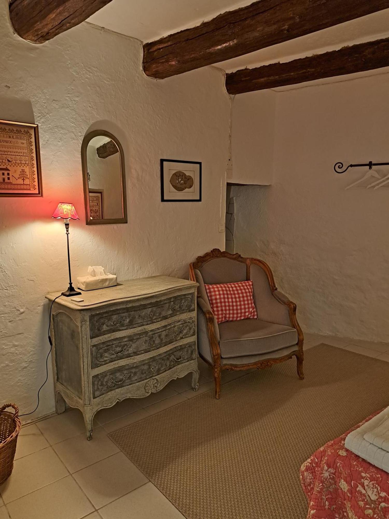 La Maison De Gisele Bed & Breakfast Saint-Victor-des-Oules Exterior photo