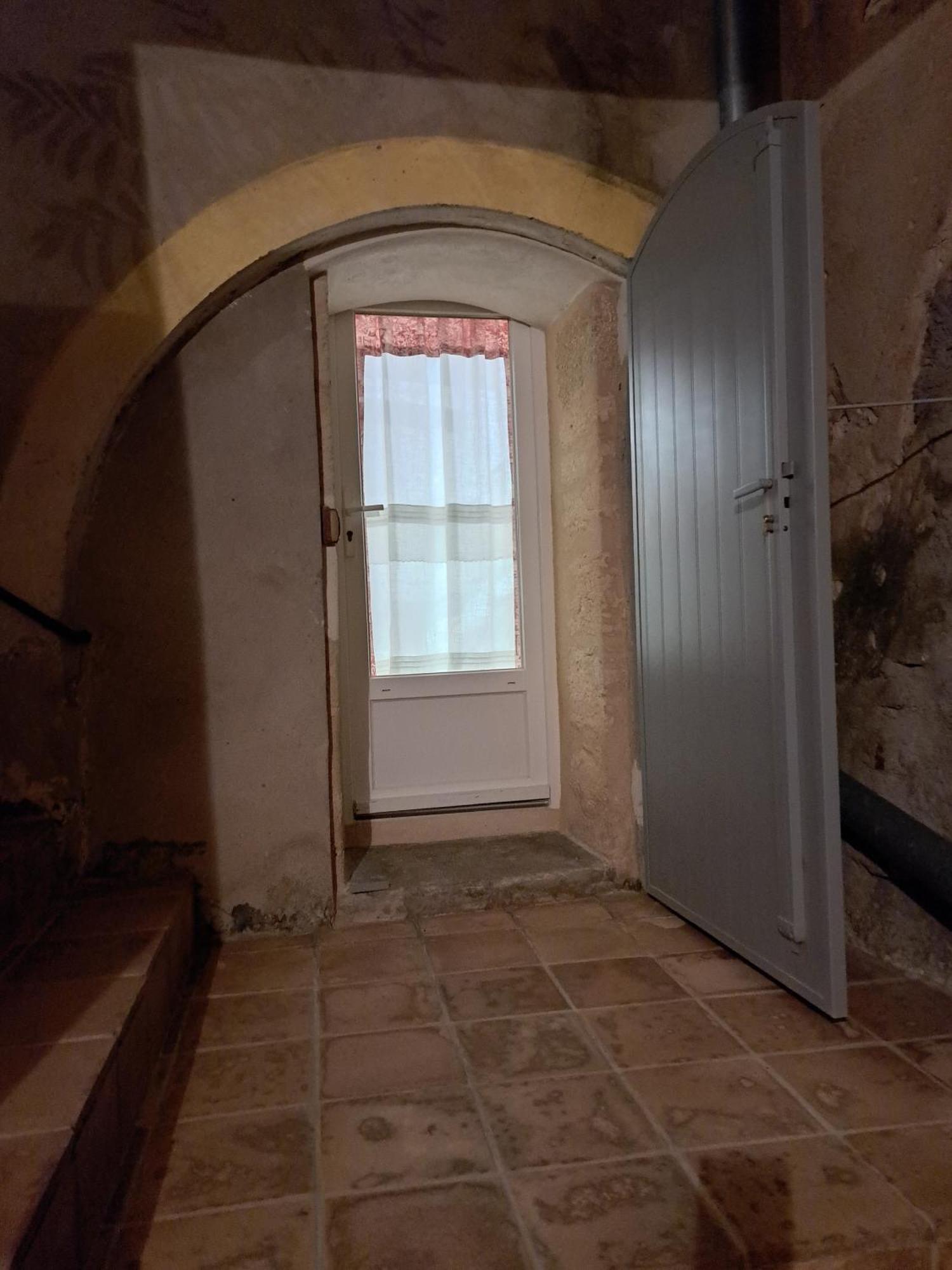La Maison De Gisele Bed & Breakfast Saint-Victor-des-Oules Exterior photo